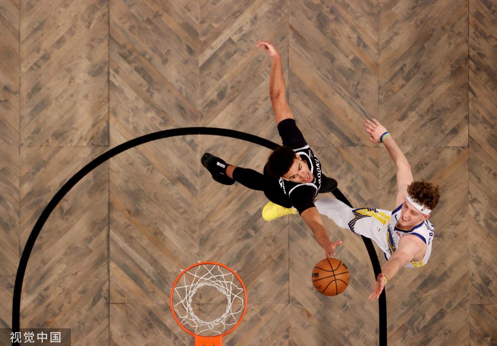 多球迷的目 多球迷的目